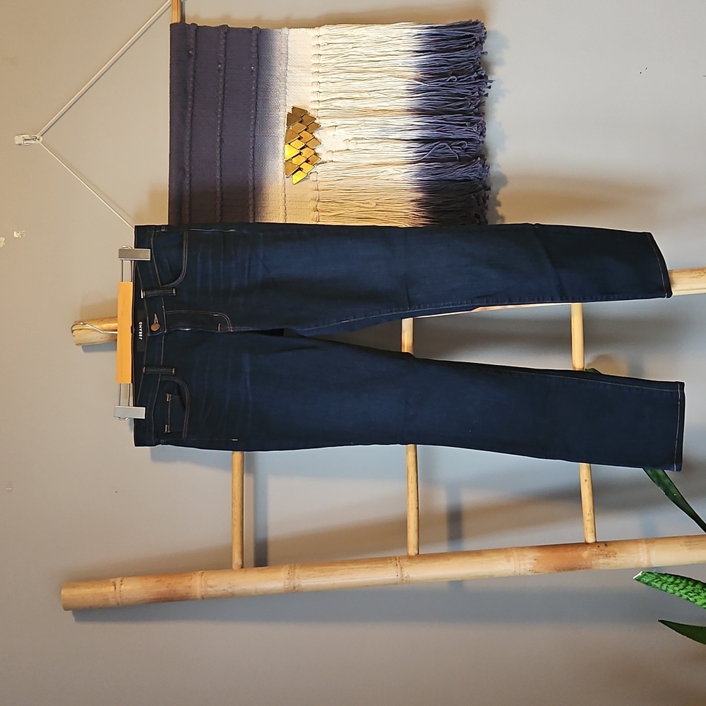J Brand Mid Rise RAIL Jeans